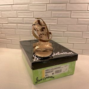 Sam Edelman gold heels!